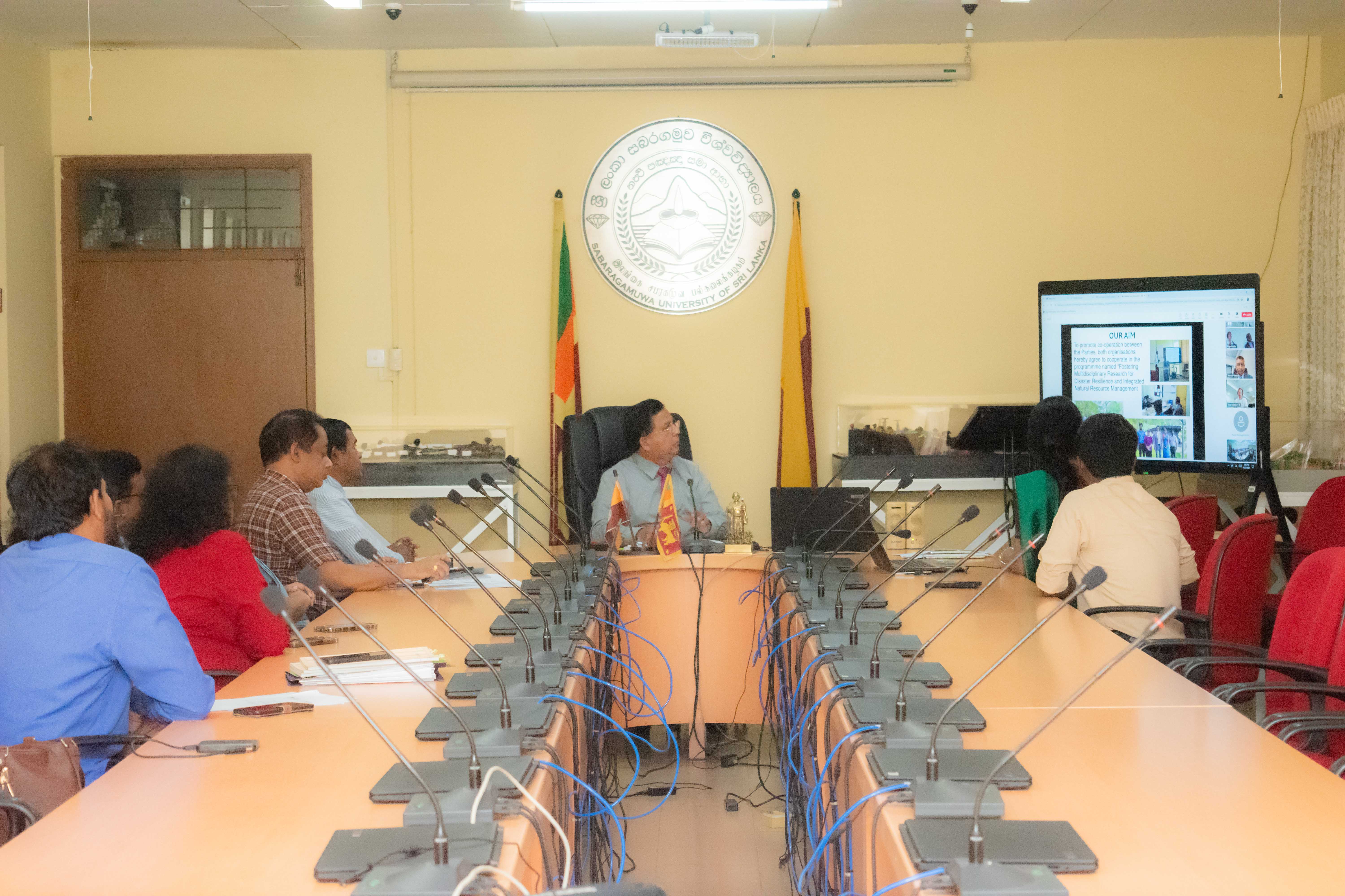 MoU signed by DNR with USAL, UK