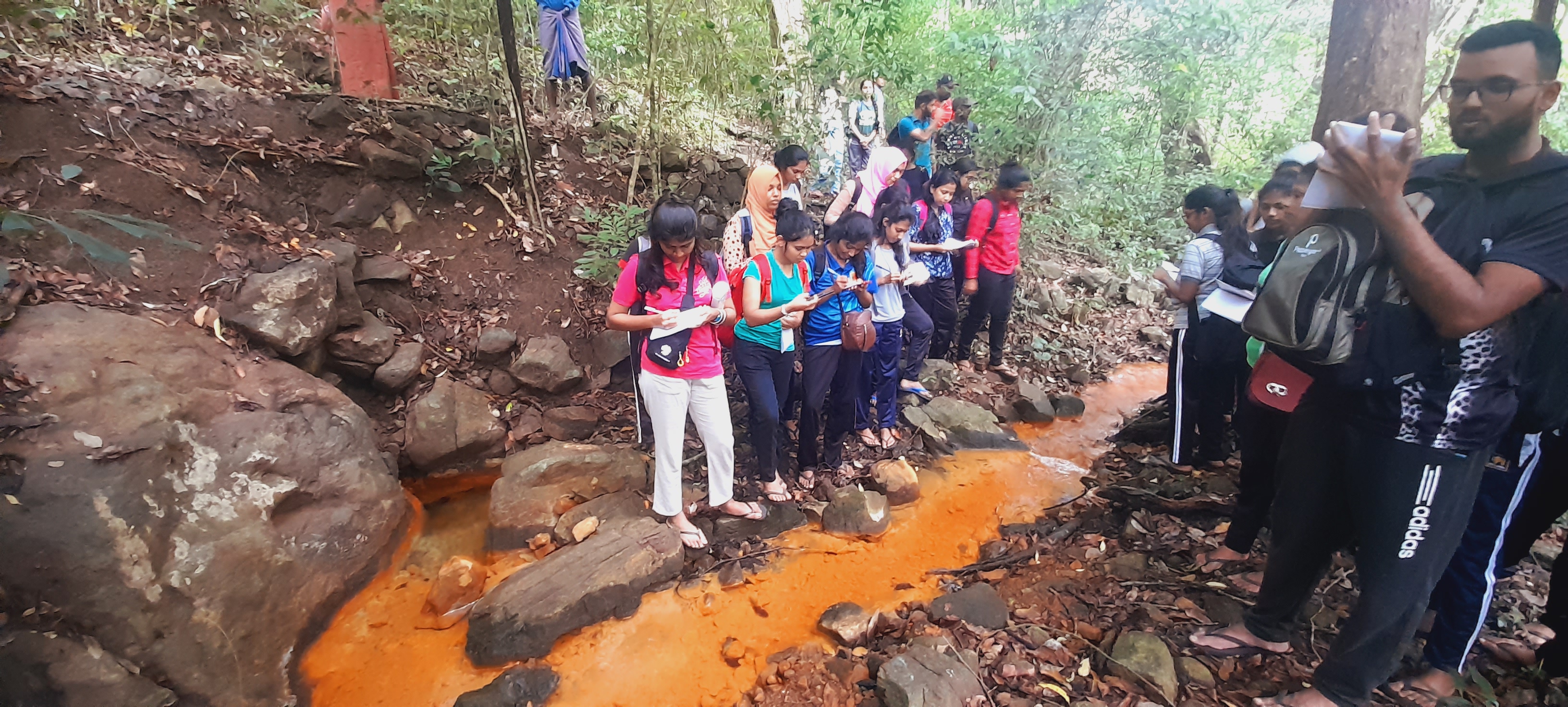 Students of the Department of Natural Resources took an interesting excursion to numerous sites important in Geodiversity and Geoconservation.