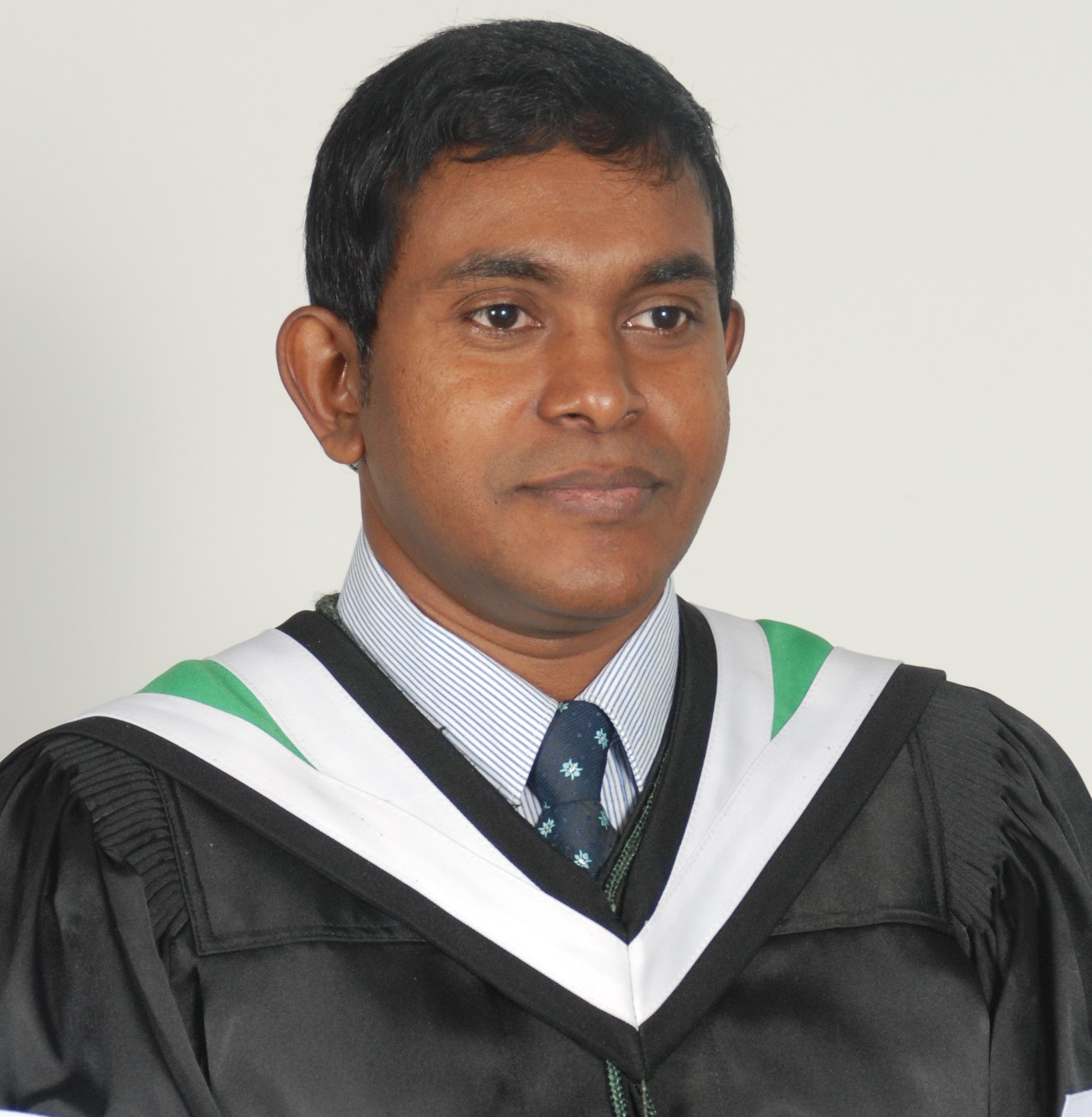 Sabaraganuwa University Staff Directory - Professor RMUSK Rathnayaka 