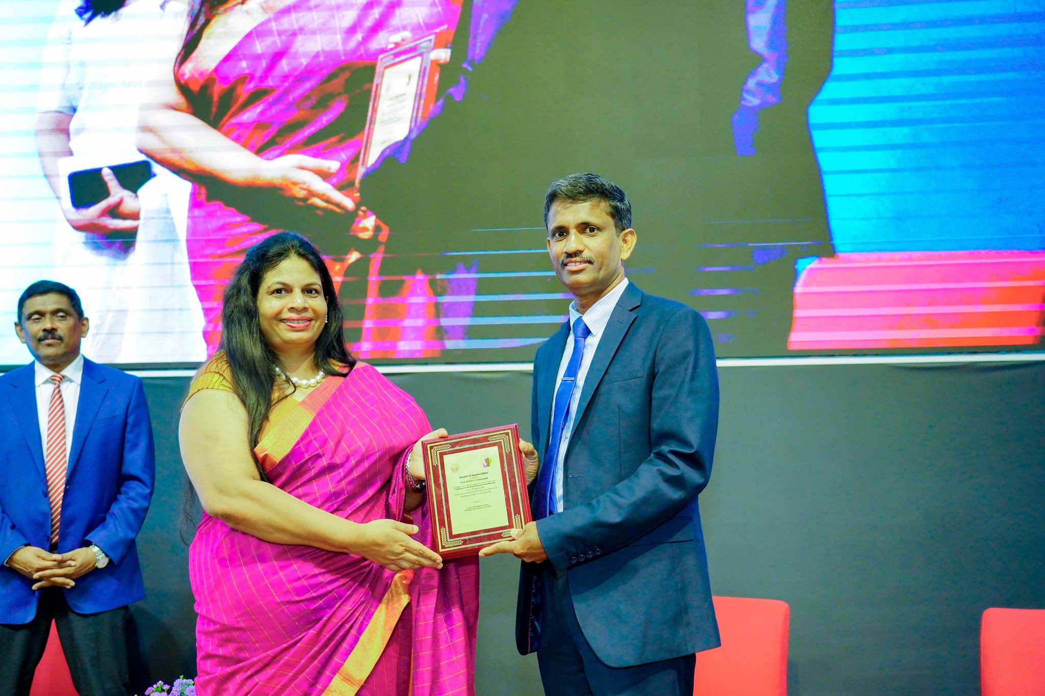 Management Undergraduates Research Session (MURS 2025)