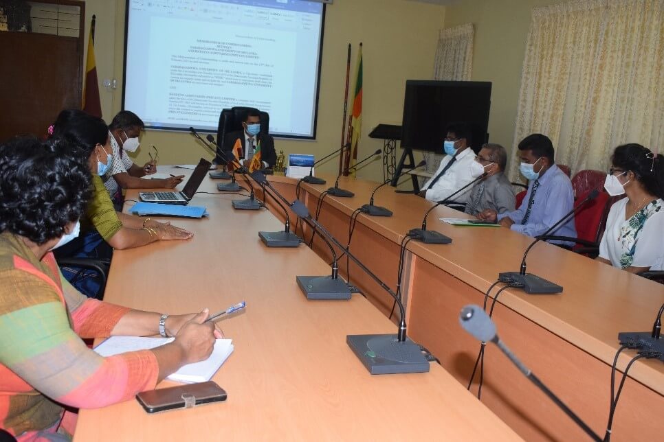 Memorandum of Understanding between Sabaragamuwa University and Hayleys Agro Farms Pvt. Ltd.