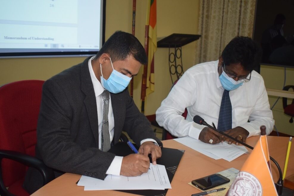 Memorandum of Understanding between Sabaragamuwa University and Hayleys Agro Farms Pvt. Ltd.